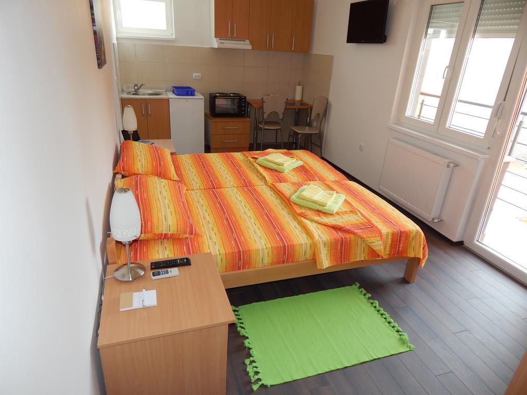 Apartments Center Kg Kragujevac Rom bilde