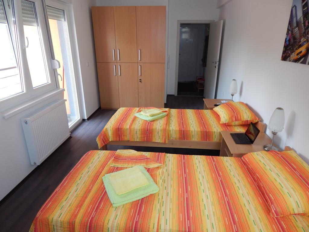 Apartments Center Kg Kragujevac Rom bilde